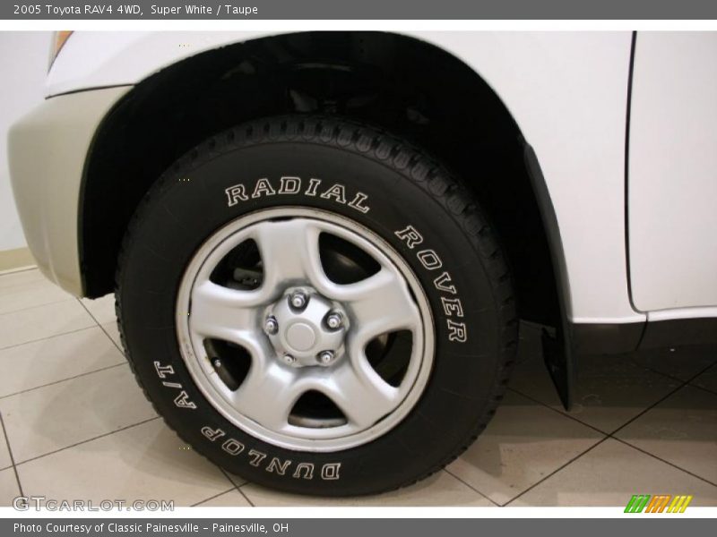 Super White / Taupe 2005 Toyota RAV4 4WD
