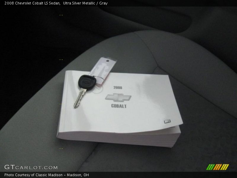 Ultra Silver Metallic / Gray 2008 Chevrolet Cobalt LS Sedan