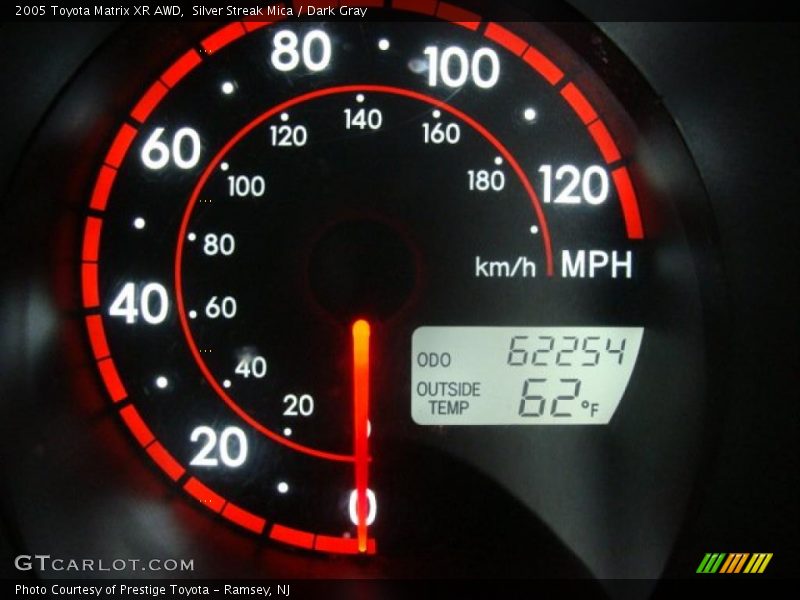 Silver Streak Mica / Dark Gray 2005 Toyota Matrix XR AWD