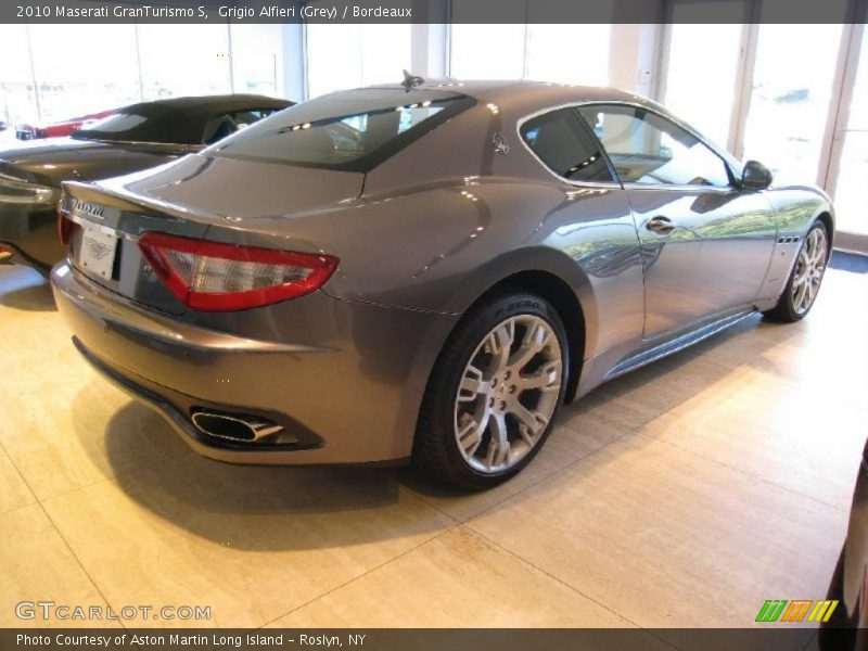 Grigio Alfieri (Grey) / Bordeaux 2010 Maserati GranTurismo S