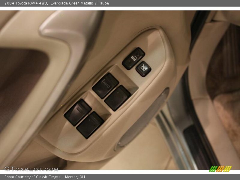 Everglade Green Metallic / Taupe 2004 Toyota RAV4 4WD