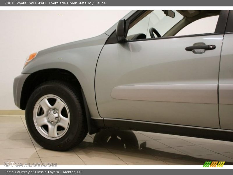Everglade Green Metallic / Taupe 2004 Toyota RAV4 4WD
