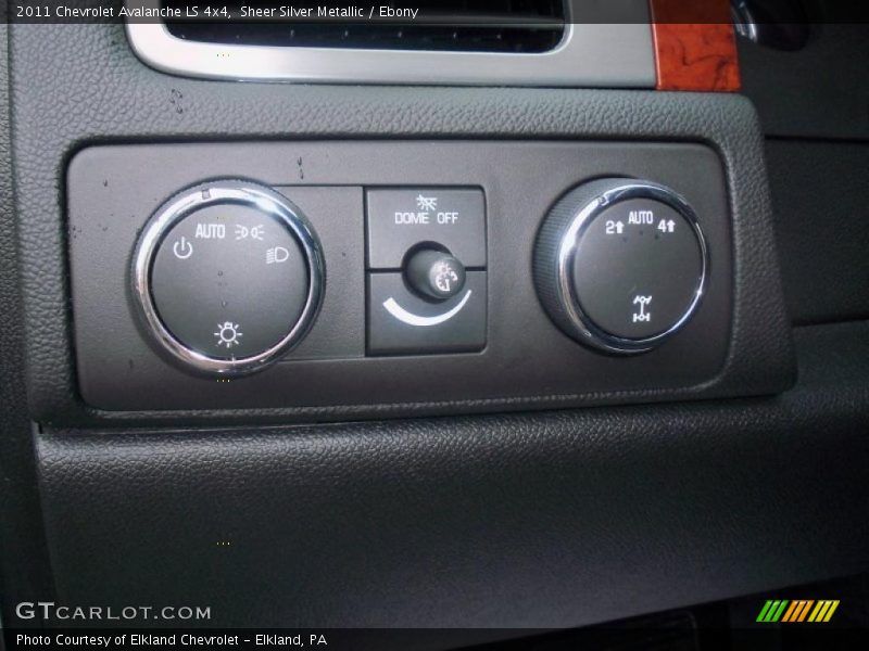 Controls of 2011 Avalanche LS 4x4