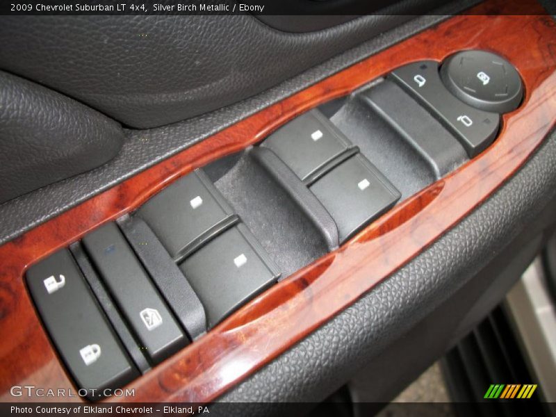 Silver Birch Metallic / Ebony 2009 Chevrolet Suburban LT 4x4
