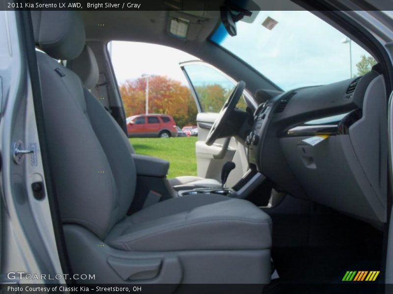  2011 Sorento LX AWD Gray Interior