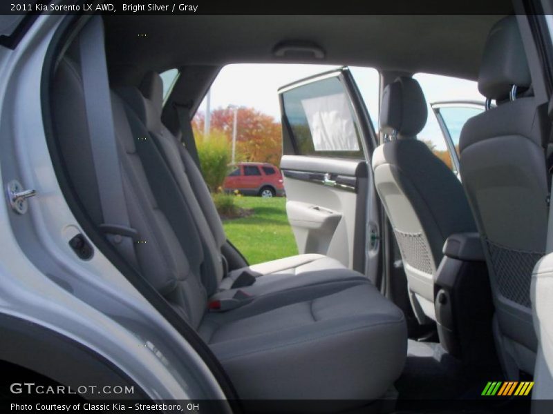  2011 Sorento LX AWD Gray Interior