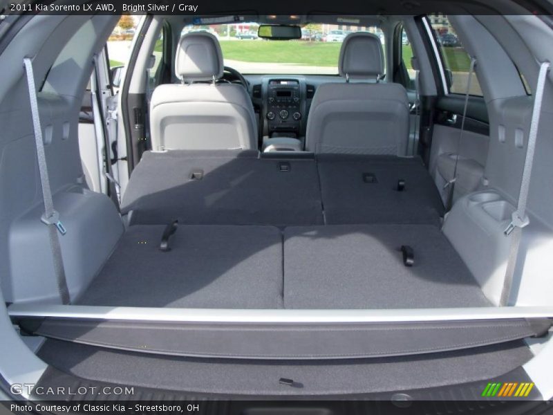  2011 Sorento LX AWD Trunk