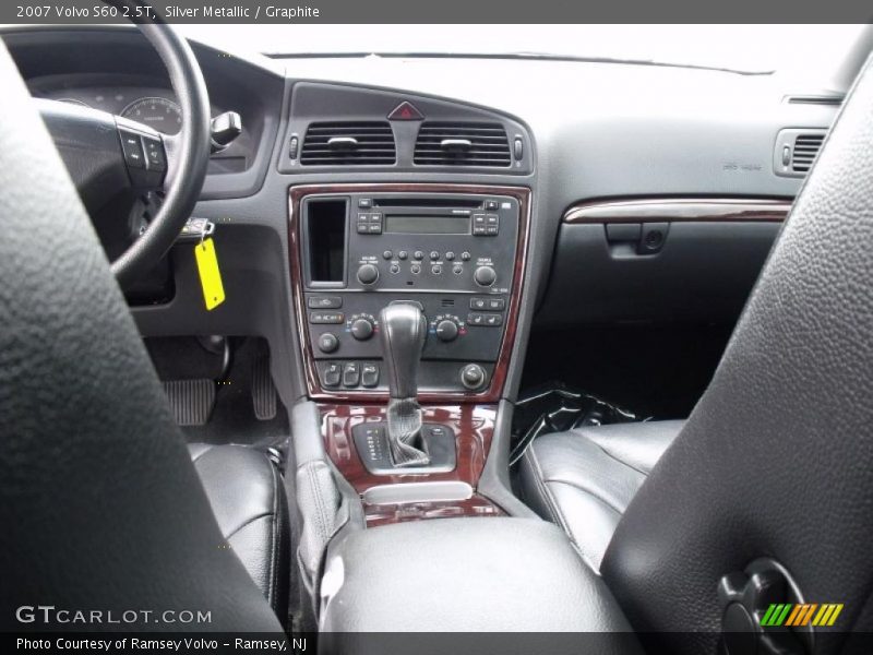 Silver Metallic / Graphite 2007 Volvo S60 2.5T
