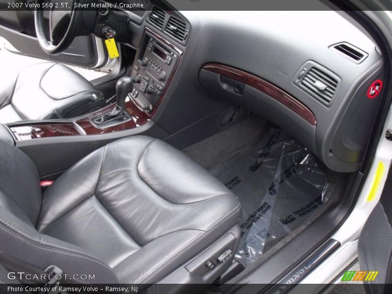 Silver Metallic / Graphite 2007 Volvo S60 2.5T