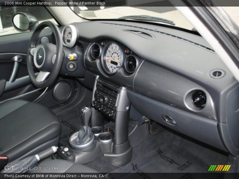 Pepper White / Panther Black 2006 Mini Cooper Hardtop