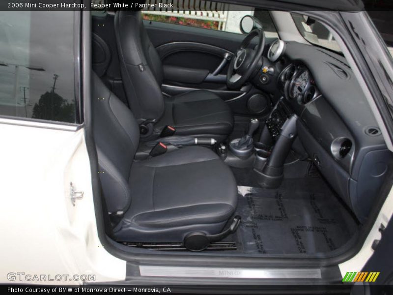 Pepper White / Panther Black 2006 Mini Cooper Hardtop