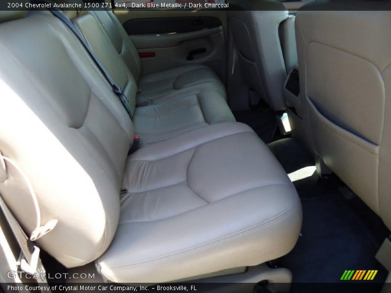 Dark Blue Metallic / Dark Charcoal 2004 Chevrolet Avalanche 1500 Z71 4x4