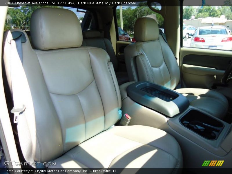 Dark Blue Metallic / Dark Charcoal 2004 Chevrolet Avalanche 1500 Z71 4x4
