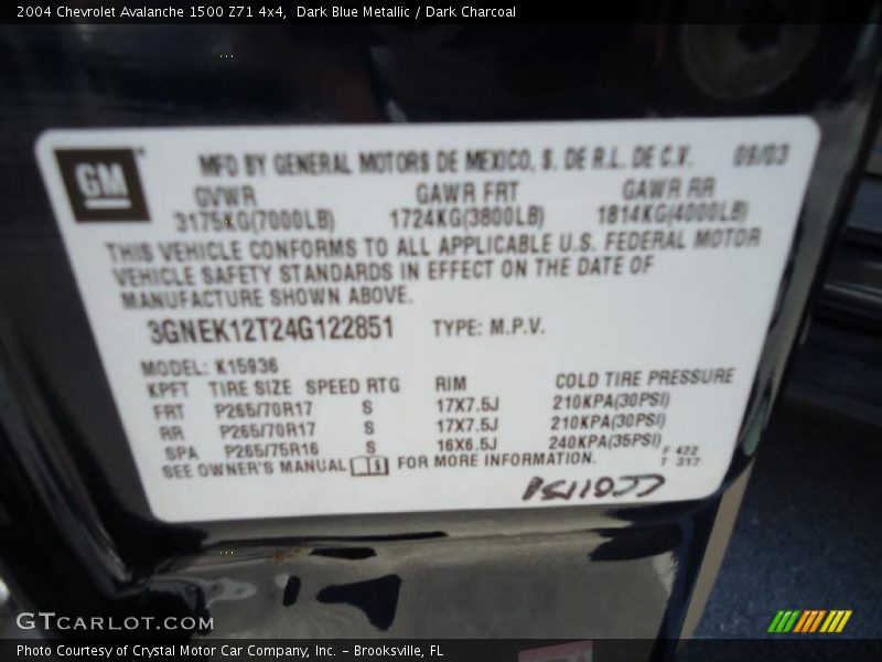Dark Blue Metallic / Dark Charcoal 2004 Chevrolet Avalanche 1500 Z71 4x4