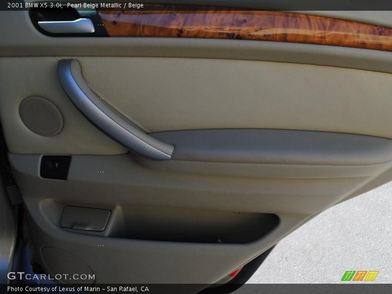 Pearl Beige Metallic / Beige 2001 BMW X5 3.0i