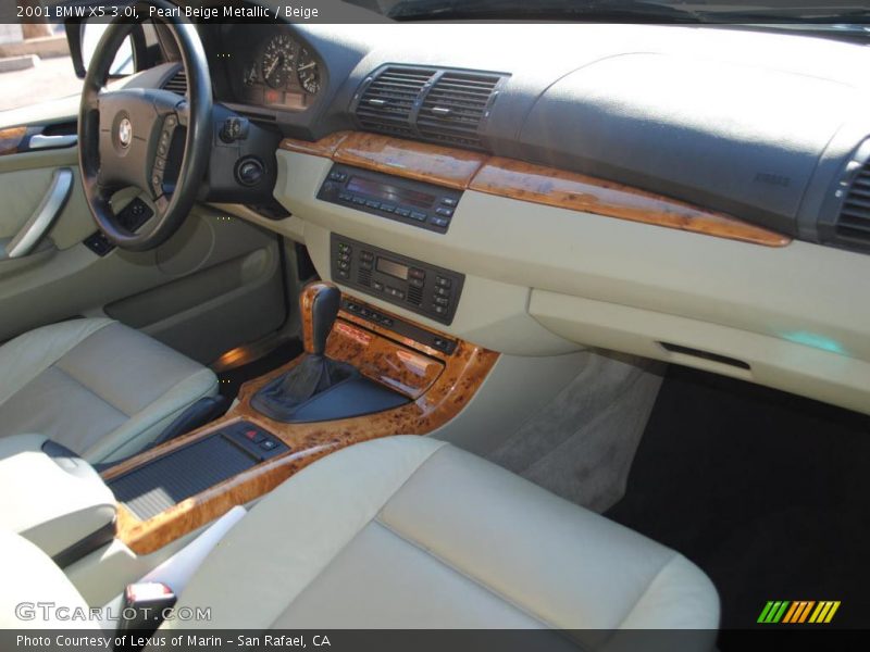 Dashboard of 2001 X5 3.0i