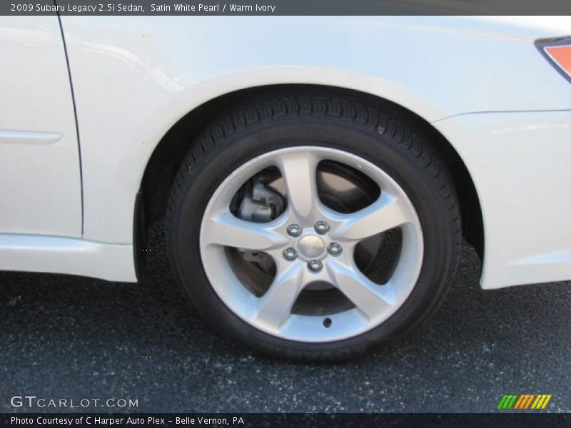 Satin White Pearl / Warm Ivory 2009 Subaru Legacy 2.5i Sedan