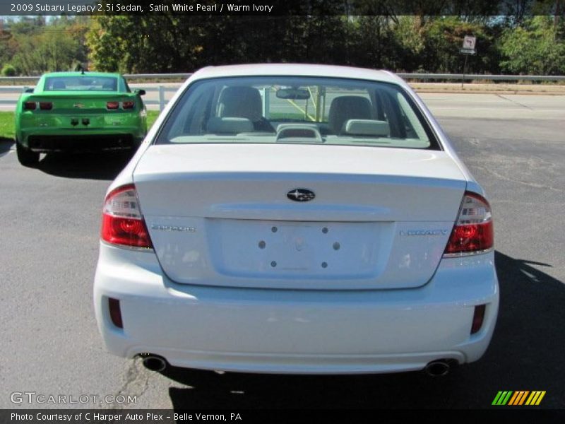 Satin White Pearl / Warm Ivory 2009 Subaru Legacy 2.5i Sedan