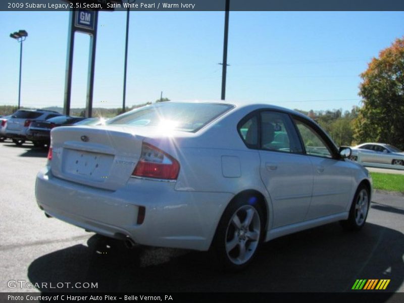 Satin White Pearl / Warm Ivory 2009 Subaru Legacy 2.5i Sedan