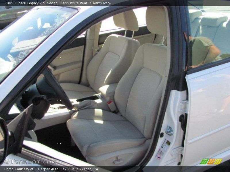 Satin White Pearl / Warm Ivory 2009 Subaru Legacy 2.5i Sedan