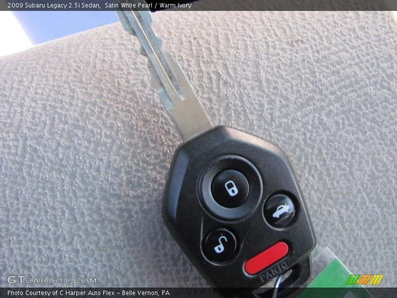Satin White Pearl / Warm Ivory 2009 Subaru Legacy 2.5i Sedan
