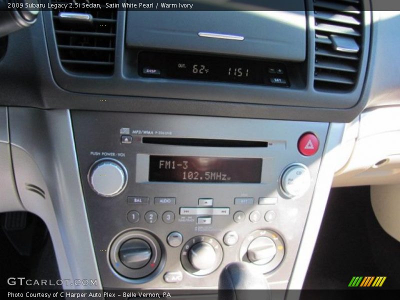 Satin White Pearl / Warm Ivory 2009 Subaru Legacy 2.5i Sedan