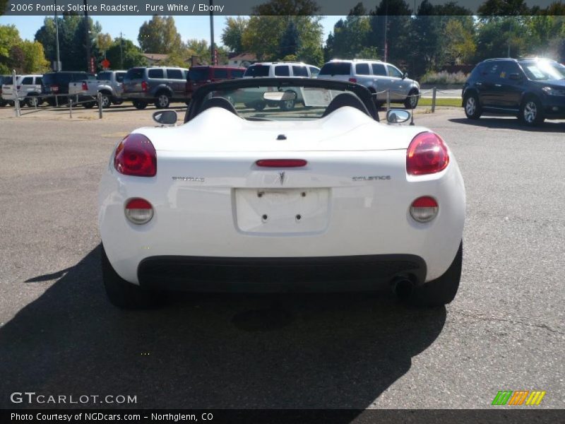 Pure White / Ebony 2006 Pontiac Solstice Roadster