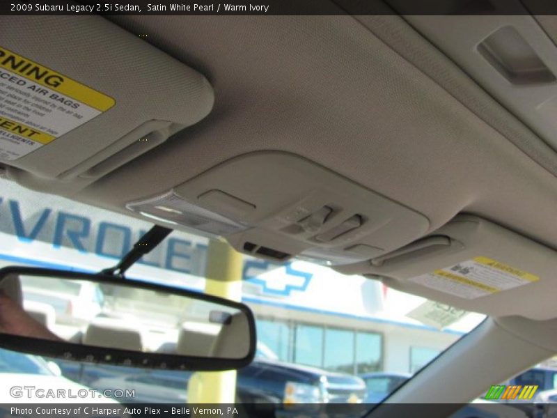 Satin White Pearl / Warm Ivory 2009 Subaru Legacy 2.5i Sedan