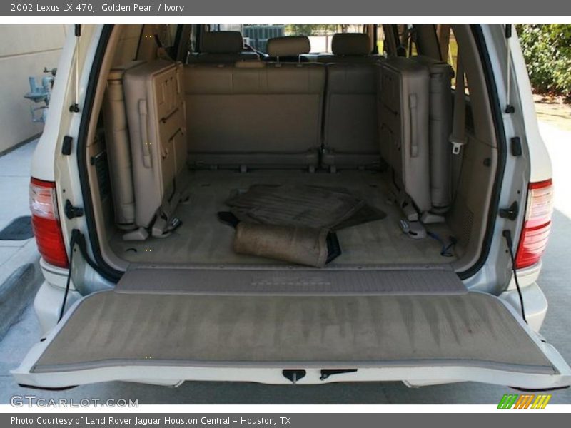 Golden Pearl / Ivory 2002 Lexus LX 470