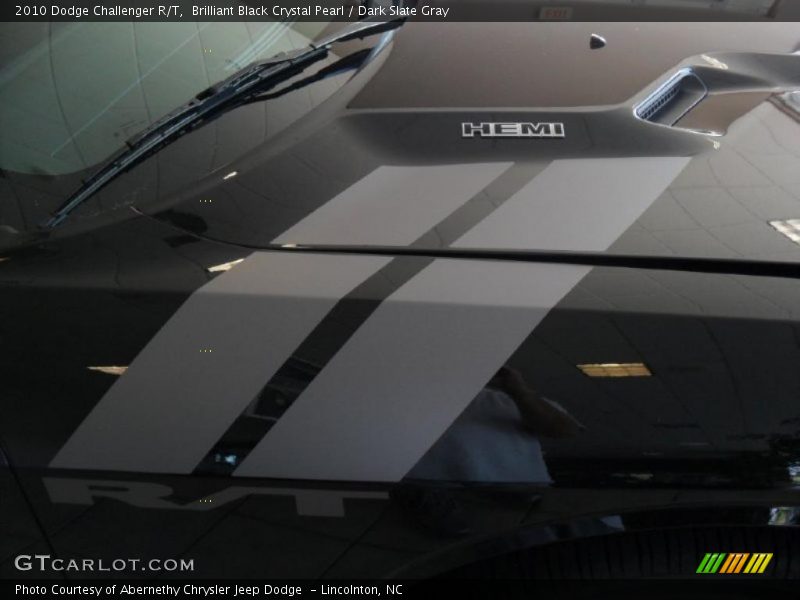 Brilliant Black Crystal Pearl / Dark Slate Gray 2010 Dodge Challenger R/T