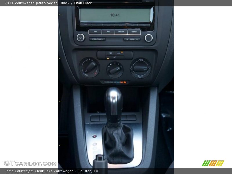 Controls of 2011 Jetta S Sedan