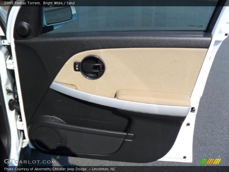 Bright White / Sand 2008 Pontiac Torrent