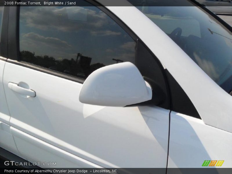Bright White / Sand 2008 Pontiac Torrent