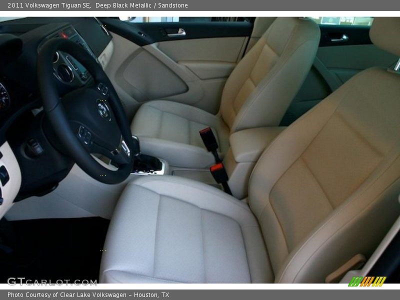 Deep Black Metallic / Sandstone 2011 Volkswagen Tiguan SE