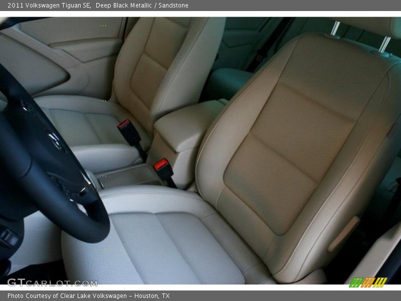 Deep Black Metallic / Sandstone 2011 Volkswagen Tiguan SE