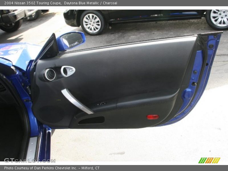 Daytona Blue Metallic / Charcoal 2004 Nissan 350Z Touring Coupe