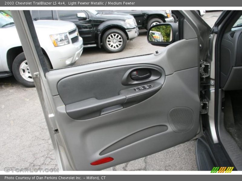 Light Pewter Metallic / Medium Pewter 2003 Chevrolet TrailBlazer LS 4x4