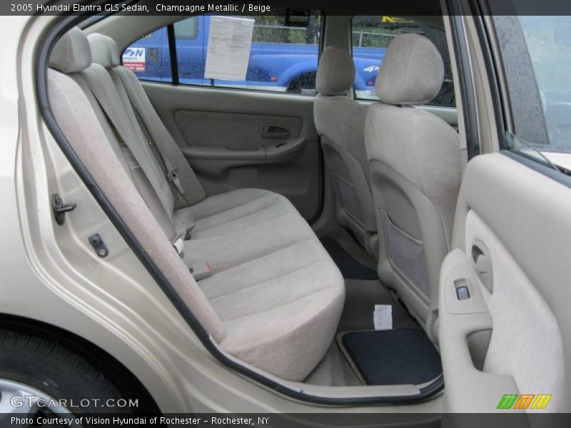 Champagne Metallic / Beige 2005 Hyundai Elantra GLS Sedan