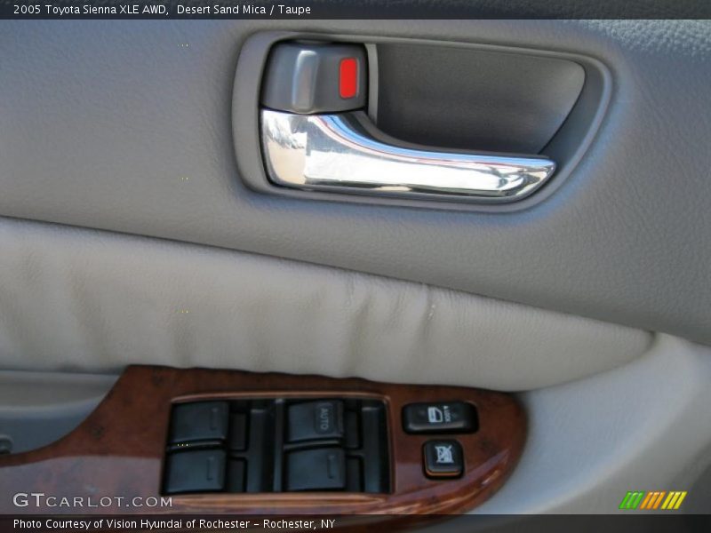 Desert Sand Mica / Taupe 2005 Toyota Sienna XLE AWD