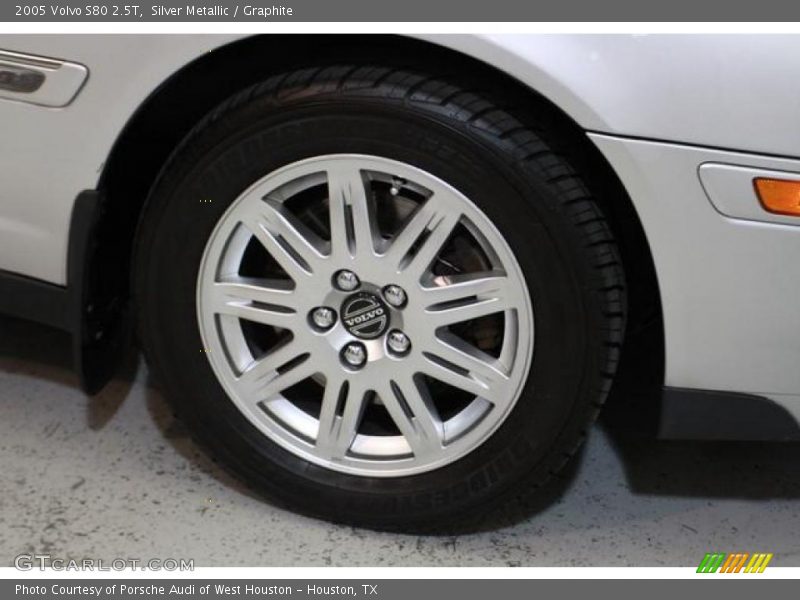 Silver Metallic / Graphite 2005 Volvo S80 2.5T
