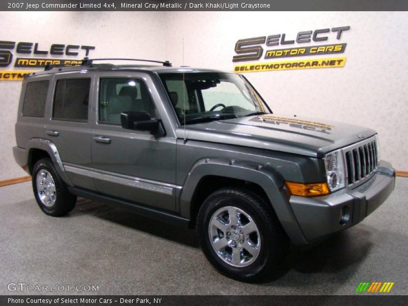 Mineral Gray Metallic / Dark Khaki/Light Graystone 2007 Jeep Commander Limited 4x4