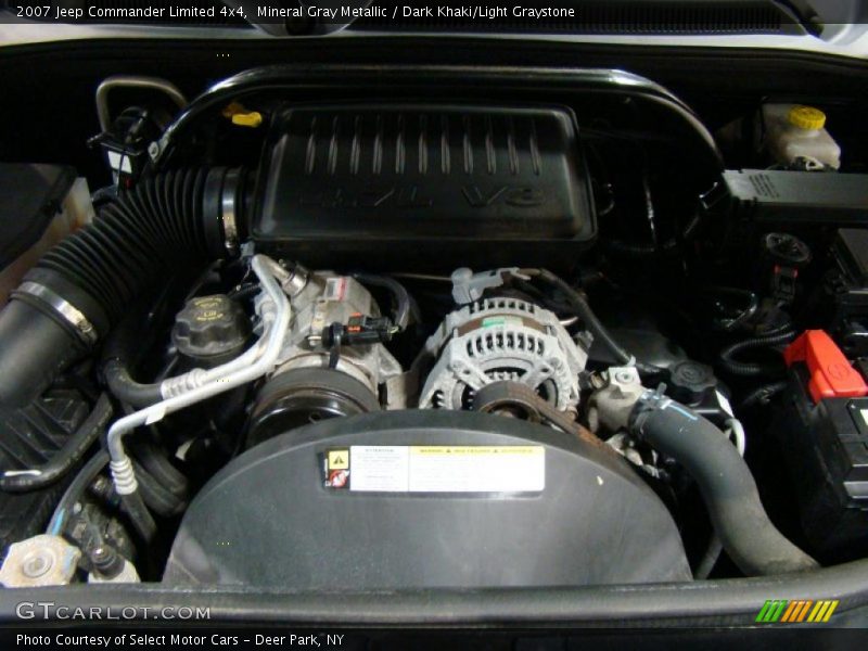 Mineral Gray Metallic / Dark Khaki/Light Graystone 2007 Jeep Commander Limited 4x4