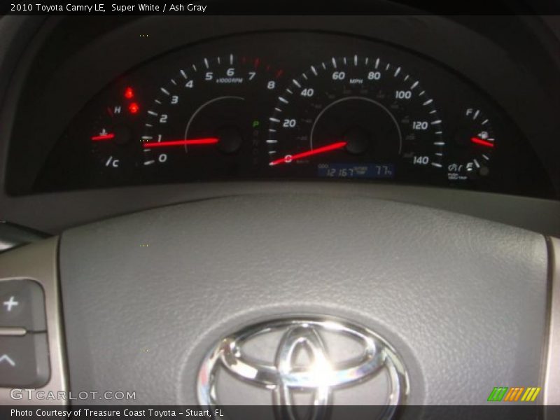 Super White / Ash Gray 2010 Toyota Camry LE
