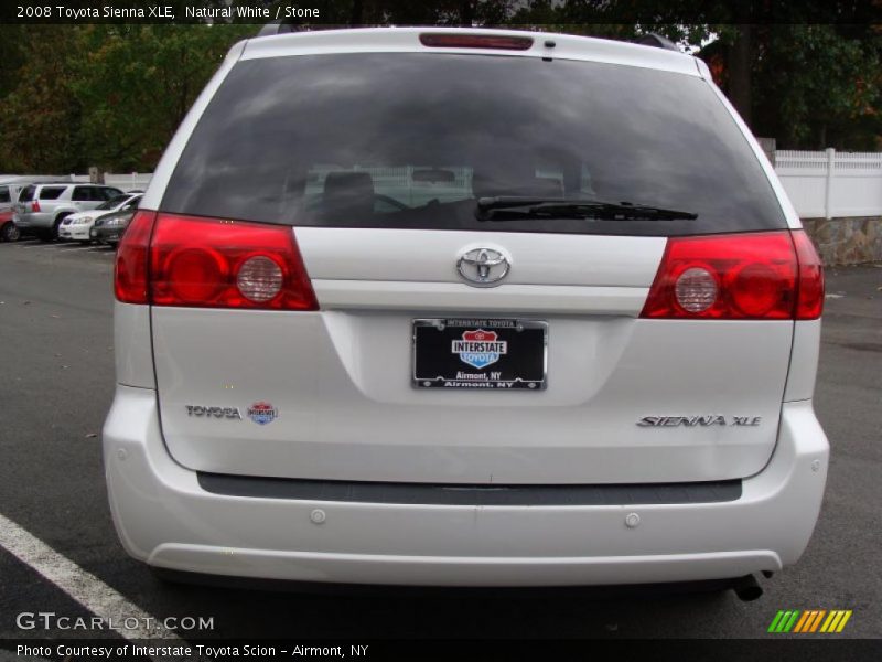 Natural White / Stone 2008 Toyota Sienna XLE