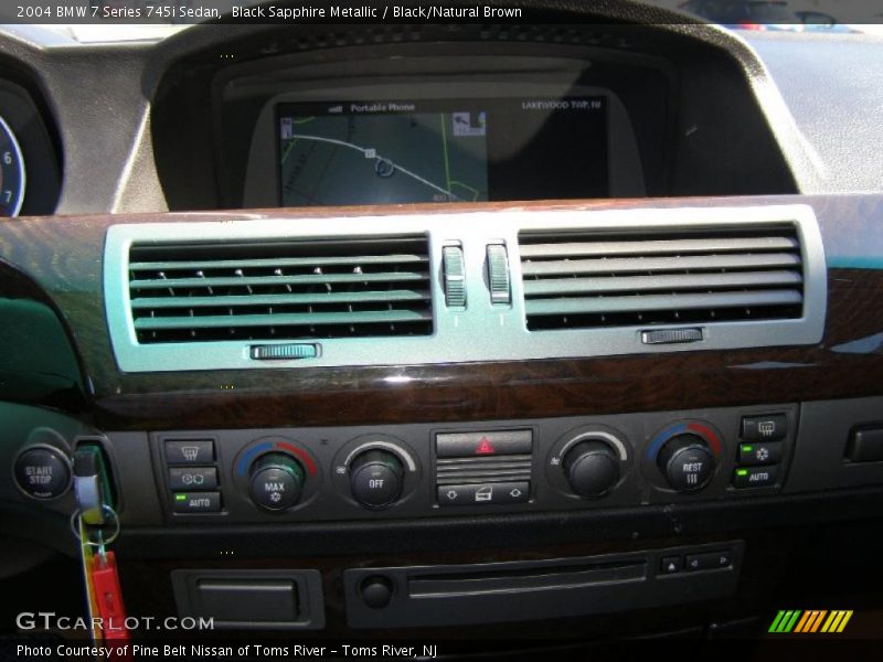 Controls of 2004 7 Series 745i Sedan