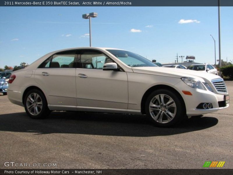 Arctic White / Almond/Mocha 2011 Mercedes-Benz E 350 BlueTEC Sedan