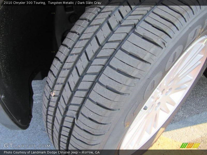Tungsten Metallic / Dark Slate Gray 2010 Chrysler 300 Touring