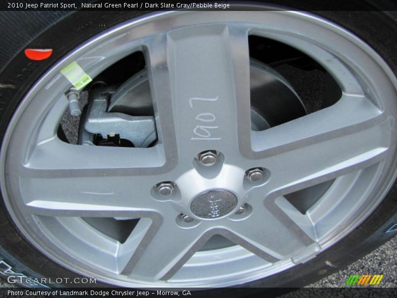Natural Green Pearl / Dark Slate Gray/Pebble Beige 2010 Jeep Patriot Sport