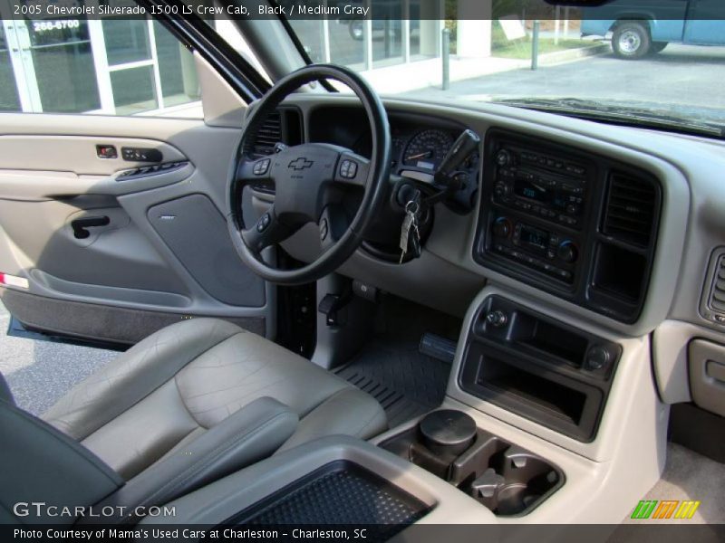 Black / Medium Gray 2005 Chevrolet Silverado 1500 LS Crew Cab