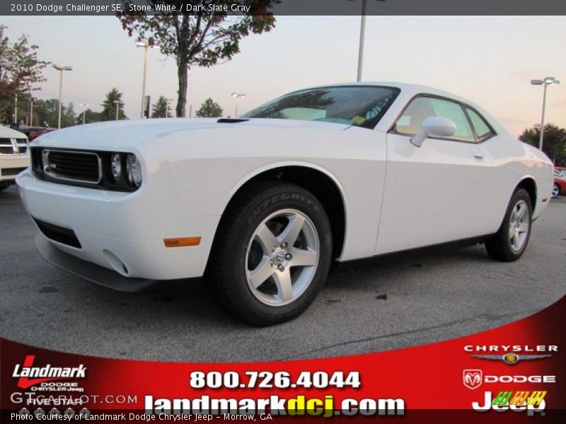 Stone White / Dark Slate Gray 2010 Dodge Challenger SE